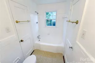 4467 Woodlark Ln, Charlotte, NC 28211 - Photo 15