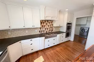 4467 Woodlark Ln, Charlotte, NC 28211 - Photo 23