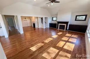 4467 Woodlark Ln, Charlotte, NC 28211 - Photo 19