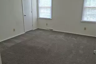 7135 Powder Mill Pl, Charlotte, NC 28277 - Photo 17