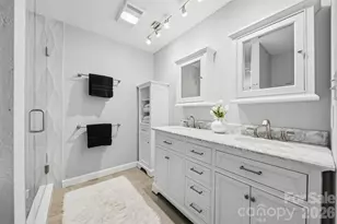 2200 6th St NW, Hickory, NC 28601 - Photo 25