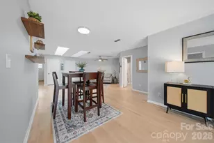 2200 6th St NW, Hickory, NC 28601 - Photo 7