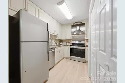 2200 6th Street NW #3A, Hickory, NC 28601 - Photo 15