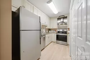 2200 6th St NW, Hickory, NC 28601 - Photo 15