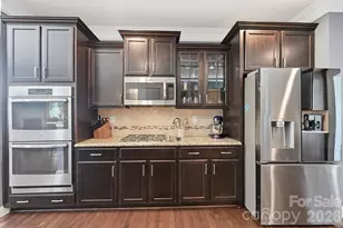 5041 El Molino Dr, Charlotte, NC 28214 - Photo 7