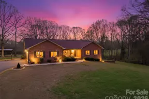 328 Davidson Ct, Taylorsville, NC 28681 - Photo 47