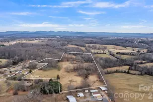 328 Davidson Ct, Taylorsville, NC 28681 - Photo 3