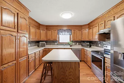 328 Davidson Court, Taylorsville, NC 28681 - Photo 19