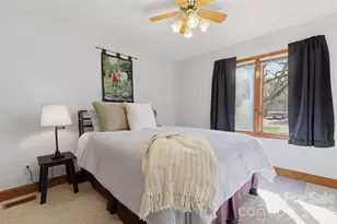 328 Davidson Ct, Taylorsville, NC 28681 - Photo 33