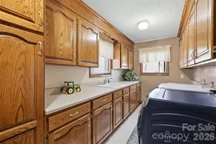 328 Davidson Ct, Taylorsville, NC 28681 - Photo 25