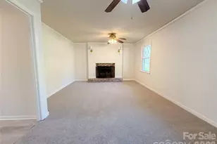 121 Pelham Ln, Fort Mill, SC 29715 - Photo 3