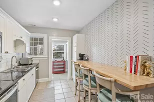 124 N Laurel Ave, Charlotte, NC 28207 - Photo 11