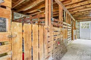 910 Rutledge Annex, Hendersonville, NC 28739 - Photo 39