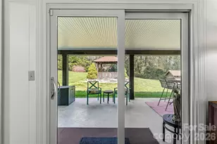 910 Rutledge Annex, Hendersonville, NC 28739 - Photo 23