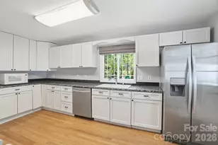 12251 Mallard Ridge Dr, Charlotte, NC 28269 - Photo 17