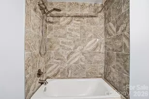 12251 Mallard Ridge Dr, Charlotte, NC 28269 - Photo 35