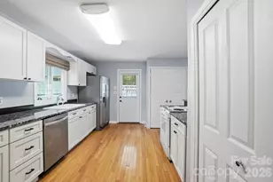 12251 Mallard Ridge Dr, Charlotte, NC 28269 - Photo 15