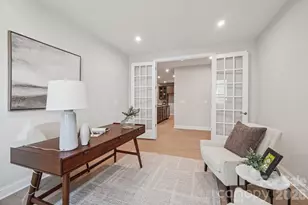 13222 Cozy Ct, Charlotte, NC 28215 - Photo 17