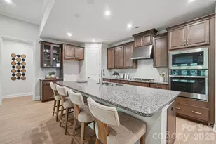 13222 Cozy Ct, Charlotte, NC 28215 - Photo 11