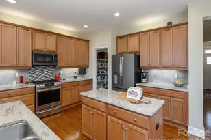 383 Monarch Rd, Hendersonville, NC 28739 - Photo 21