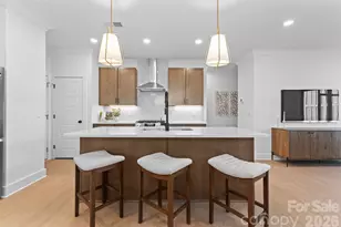 808 Garringer Pl, Charlotte, NC 28208 - Photo 1
