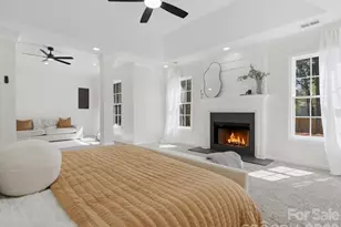 7702 Harrington Woods Rd, Charlotte, NC 28269 - Photo 23