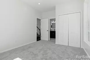 7702 Harrington Woods Rd, Charlotte, NC 28269 - Photo 19