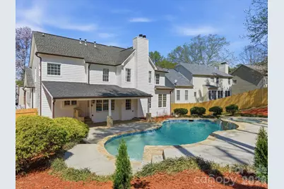 7702 Harrington Woods Road, Charlotte, NC 28269 - Photo 39