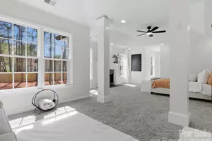 7702 Harrington Woods Rd, Charlotte, NC 28269 - Photo 25