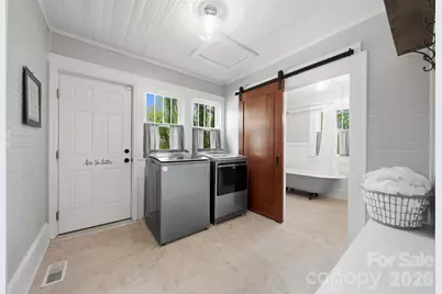 201 East Avenue, Morganton, NC 28655 - Photo 19