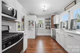 201 East Ave, Morganton, NC 28655 - Photo 11