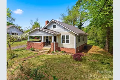 201 East Avenue, Morganton, NC 28655 - Photo 1