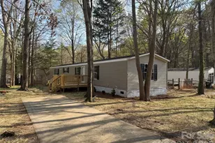 1162 Stateline Rd, Clover, SC 29710 - Photo 1