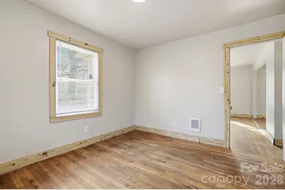 1716 Catherine Simmons Avenue, Charlotte, NC 28216 - Photo 21