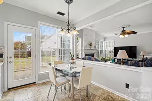 8727 Fieldcroft Dr, Charlotte, NC 28277 - Photo 9