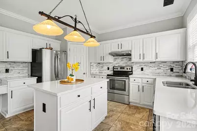 8727 Fieldcroft Drive, Charlotte, NC 28277 - Photo 7