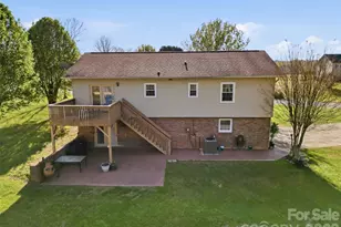 3918 Plum St, Conover, NC 28613 - Photo 27