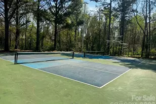 1423 Chelveston Dr, Charlotte, NC 28208 - Photo 25