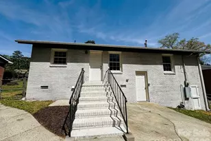 1423 Chelveston Dr, Charlotte, NC 28208 - Photo 17