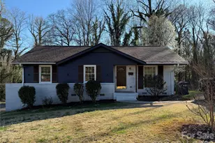 1423 Chelveston Dr, Charlotte, NC 28208 - Photo 3