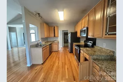 3508 Mayspring Place, Charlotte, NC 28269 - Photo 5