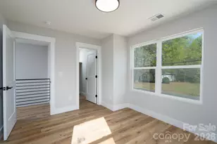 912 B Rhode Island Ave NW, Kannapolis, NC 28083 - Photo 7