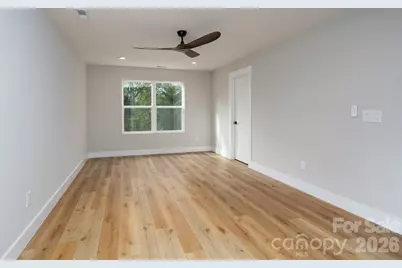 912 B Rhode Island Avenue NW, Kannapolis, NC 28083 - Photo 15