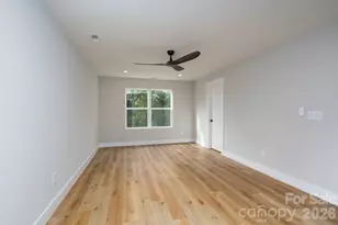 912 B Rhode Island Ave NW, Kannapolis, NC 28083 - Photo 15