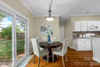 8501 Tonawanda Drive, Charlotte, NC 28277 - Photo 13