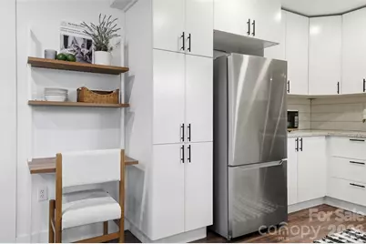 1642 Washington Avenue, Charlotte, NC 28216 - Photo 11