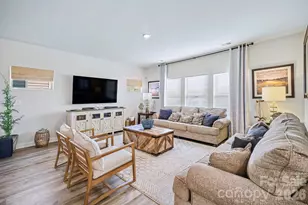 5012 Shadbush Rd, Charlotte, NC 28215 - Photo 1