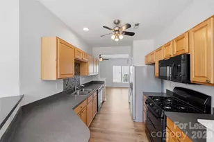 4957 Sunburst Ln, Charlotte, NC 28213 - Photo 11