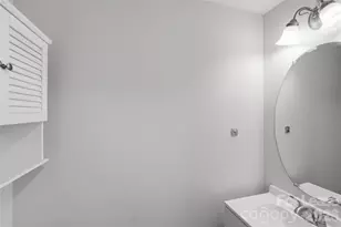 4957 Sunburst Ln, Charlotte, NC 28213 - Photo 19