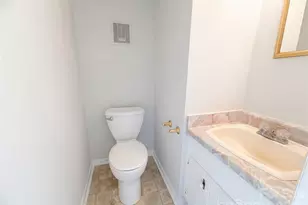 1022 Surry Ln, Gastonia, NC 28054 - Photo 9